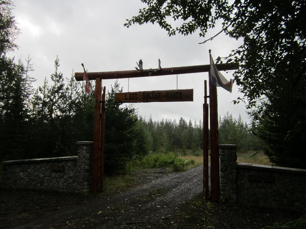 Ldr Lodge - Last Dollar Ranch Smithers Luaran gambar