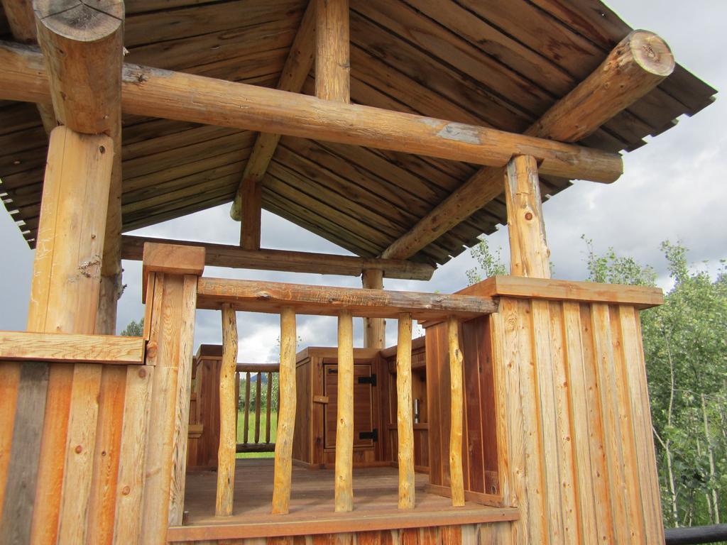 Ldr Lodge - Last Dollar Ranch Smithers Luaran gambar